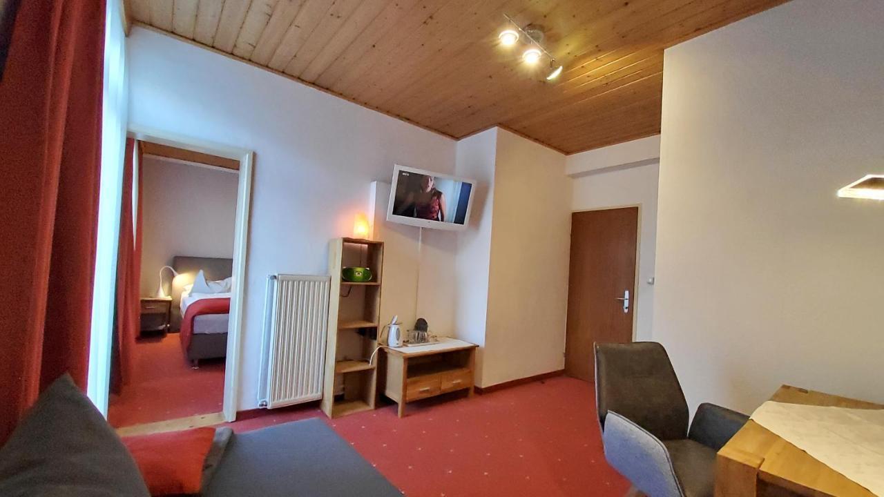 B&B Hotel Das Onkel Fritz Spital am Semmering Exterior foto
